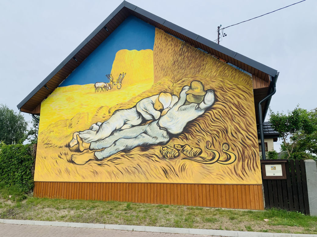 Kolorowe domy inspirowane twórczością Vincenta van Gogha zamieniły wieś liczącą zaledwie stu mieszkańców w prawdziwą atrakcję turystyczną