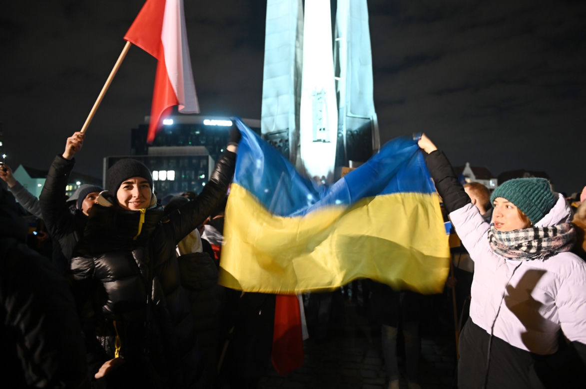 Solidarni z Ukrainą. Wielki wiec w Gdańsku