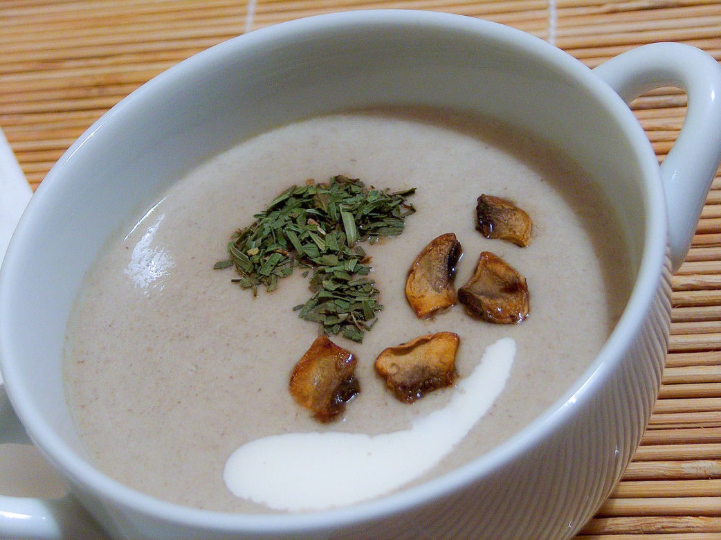 2. Zupa grzybowa