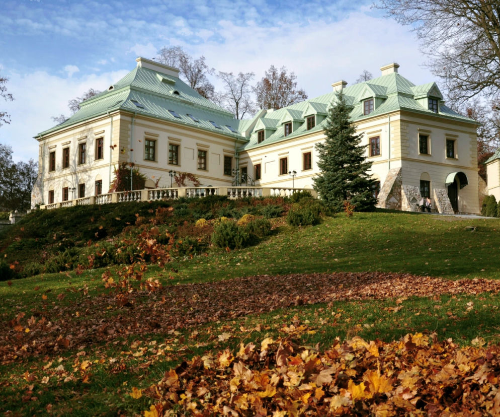 Pałac Odrowążów