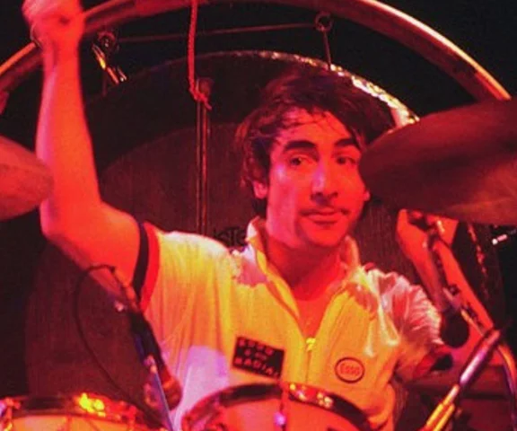 Keith Moon wjechał autem do basenu. Czy największa legenda rocka jest ściemą?