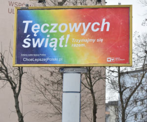 Tęczowych Świąt! Kontrowersyjny billboard w Toruniu