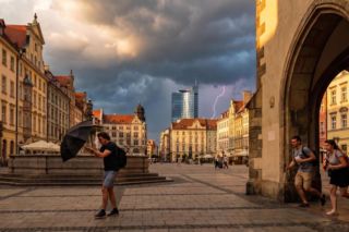 Ostrzeżenia przed upałami i burzami. Gdzie pogoda będzie najbardziej niebezpieczna