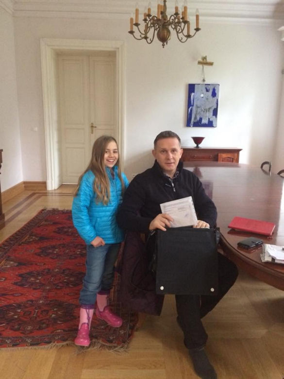 Tak dziś wygląda serialowa Basia Rogowska z "M jak miłość". Jest osobą niebinarną. Teraz nazywa się Cody