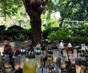 12-latka nie żyje. Poruszający widok na skwerze przed szkołą, do której chodziła Ela