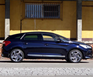 DS 5 1.6 THP Sport Chic