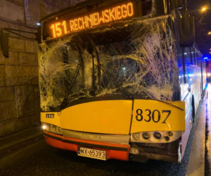 Zderzenie dwóch autobusów na Trasie Łazienkowskiej 