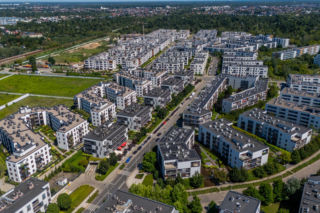Warszawskie Osiedle Wilno po 15 latach. Ambitne obietnice i spektakularna inicjatywa pracowni HRA i Dom Development to zbyt mało, by stworzyć prawdziwy fragment miasta