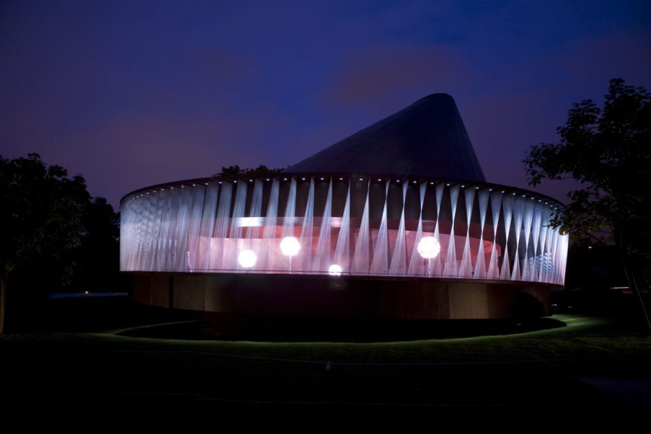 Od Zahy Hadid do Bjarke Ingels Group - wszystkie pawilony letnie Serpentine Galley