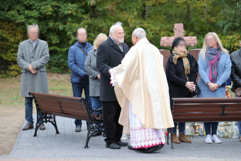 Poświęcenie nowego nagrobka Krzysztofa Krawczyka