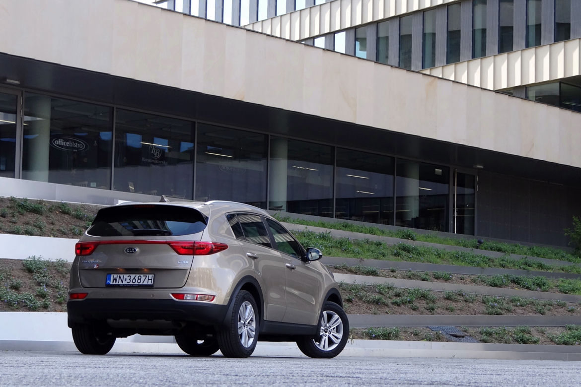 Kia Sportage 1.7 CRDI 6 MT 2WD L