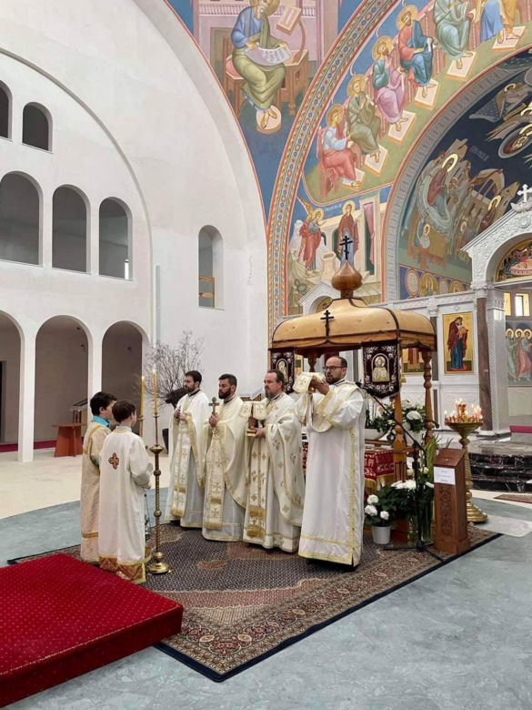 Prawosławna Wielkanoc w Warszawie w Hagii Sophii. Uroczystości w cerkwi pw. św. Sofii – Mądrości Bożej na Ursynowie