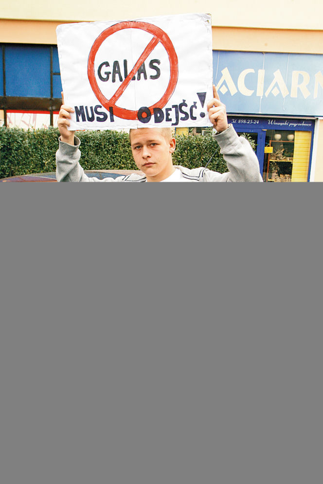 Przez niego kierowcy stoją w korkach