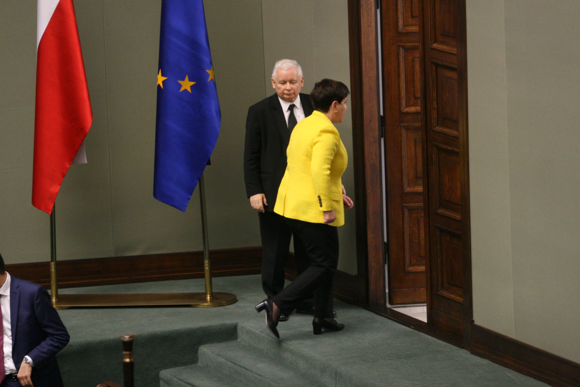Beata Szydło w żółtej marynarce w Sejmie. Wiemy, dlaczego ją wybrała