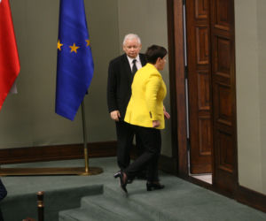 Beata Szydło w żółtej marynarce w Sejmie. Wiemy, dlaczego ją wybrała