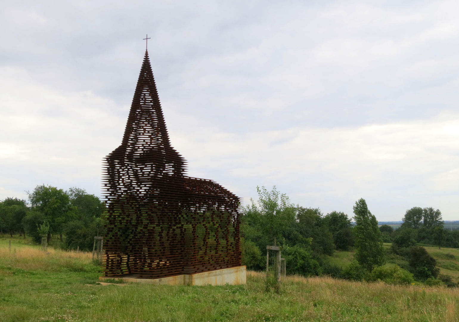 Kościół Doorkijkkerk w belgijskiej prowincji Limburg