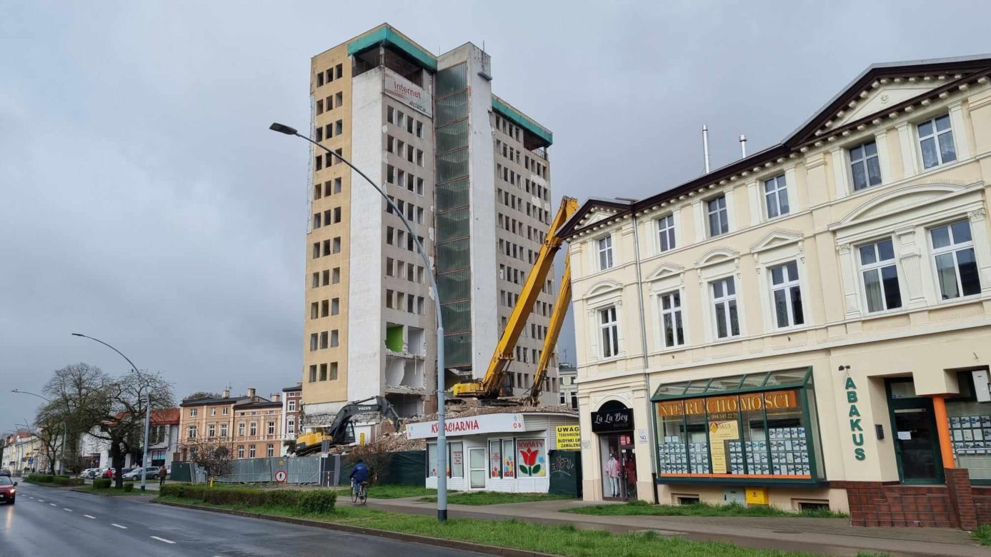 Rozbiórka "Związkowca" wstrzymana