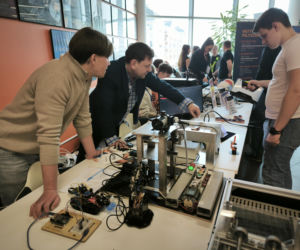 Studiuj w Lesznie. Drzwi Otwarte ANS przyciągnęły setki maturzystów