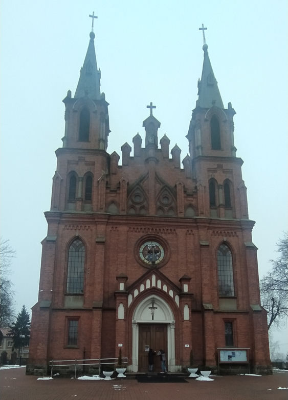 Skandal w Łosicach. Ksiądz gwałcił parafiankę
