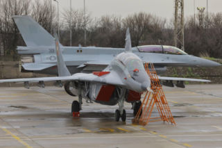 Polska pomoże Bułgarii utrzymać MiG-29 i F-16. Premier Radev dziękuje za współpracę z WZL-2