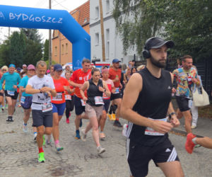 Pobiegli dla pamięci i bohaterów. Bydgoskie Szwederowo uczciło ofiary II wojny światowej