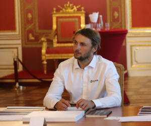 Na poznanie tych nazwisk czekałeś ponad miesiąc! Zagłosuj, nim będzie za późno