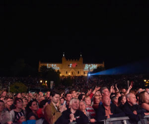 Plac Zamkowy wypełniony po brzegi! Koncert Bajmu w Lublinie