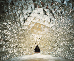 Swarovski Kristallwelten – lustrzana kopuła