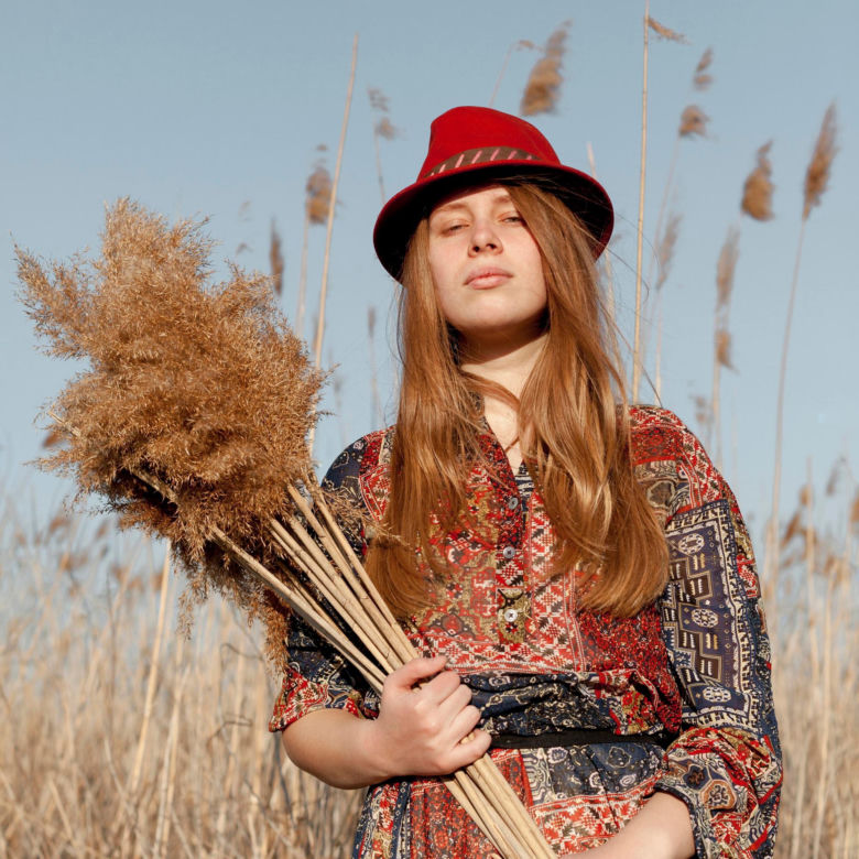 Boho to coś więcej niż styl w modzie. Poznaj jego zasady 