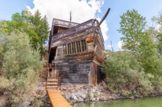Instagramowy statek, który nigdy nie wypłynął na morze. Noc kosztuje nawet 3 tys. zł. Teraz Shipwreck House jest na sprzedaż