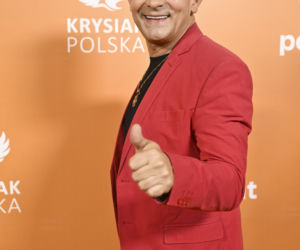 Tak Zenon Martyniuk zmieniał się przez lata. Na początku kariery nosił zupełnie inną fryzurę