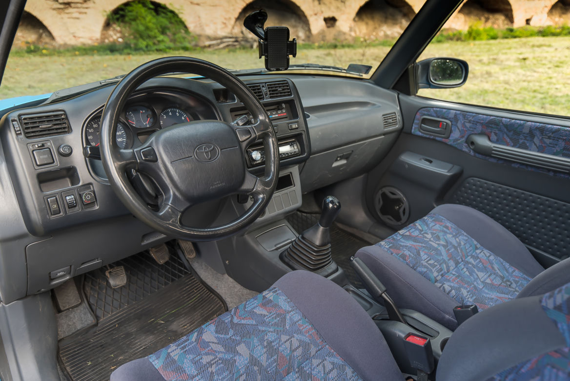 Toyota RAV4 mk. I 
