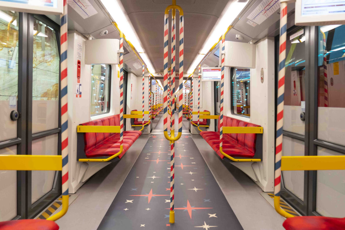 Świąteczne metro ruszyło na trasę!