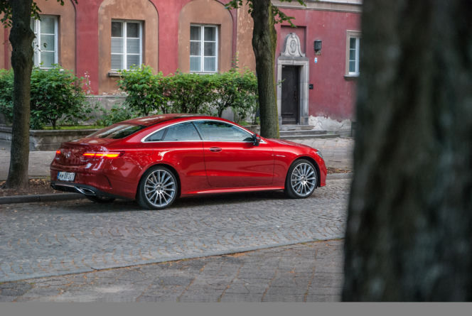 Mercedes-Benz E400 Coupe 4Matic