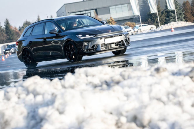 ​Piraci drogowi bójcie się! Nowe radiowozy dla policji w Lesznie i Gostyniu