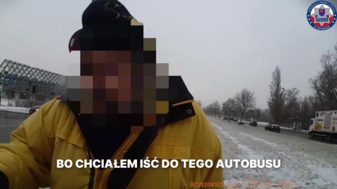 Policjanci uratowali starszego pana