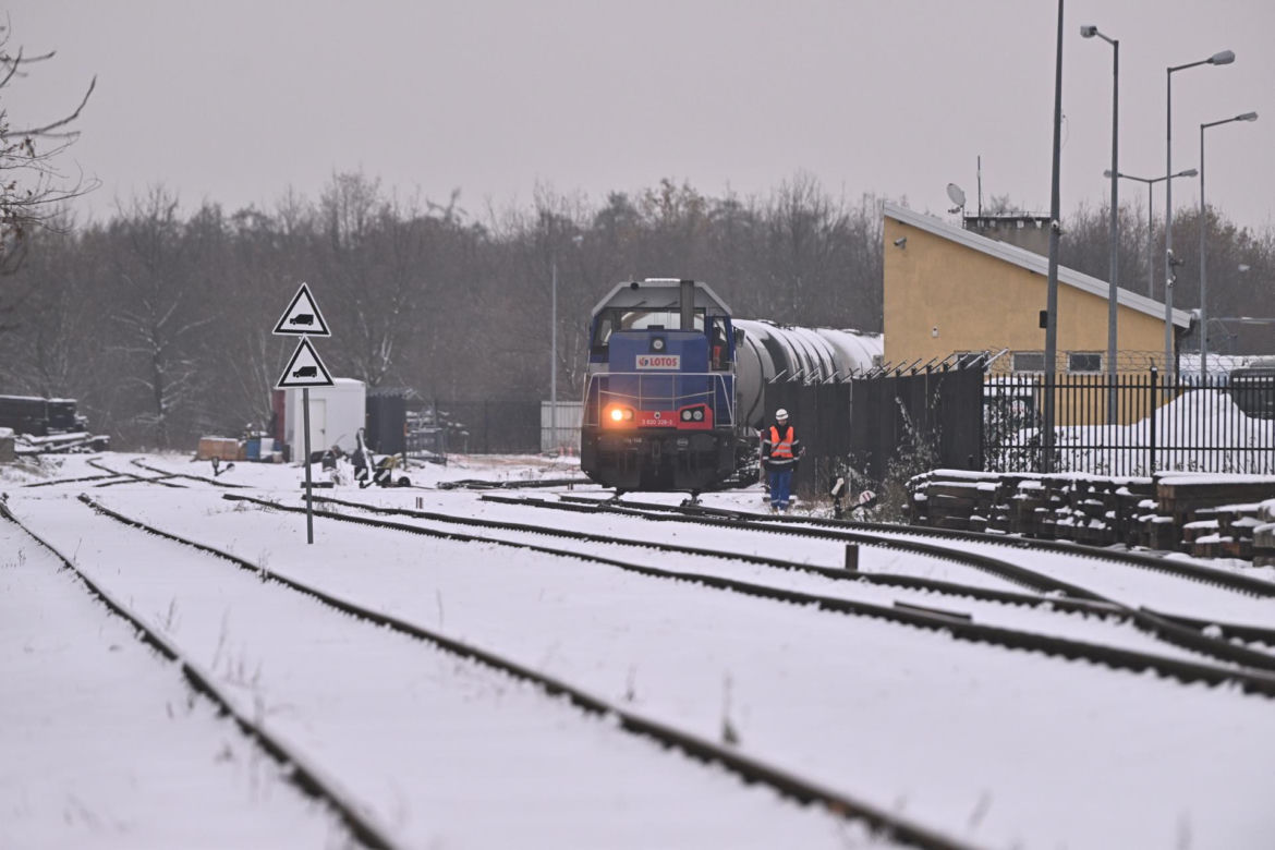 Wielka rewolucja dla pasażerów lotniska w Modlinie. To koniec koszmaru?! Jest decyzja