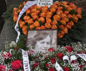Mariusz Czajka: Postawił grób mamie