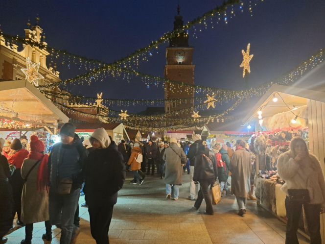 Jarmark Bożonarodzeniowy 2025 na Rynku Głównym w Krakowie. Jedzenie drogie jak nigdy