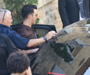 Joe Jonas i Sophie Turner na miejscu swojego ślubu