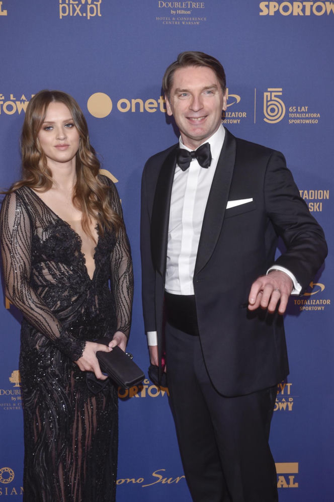 Kamil Grabara spotykał się z Polą Lis. Kim jest jego nowa ukochana?