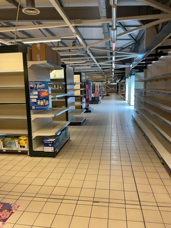 Znany market znika z mapy Krakowa. Tam nie zrobimy już zakupów