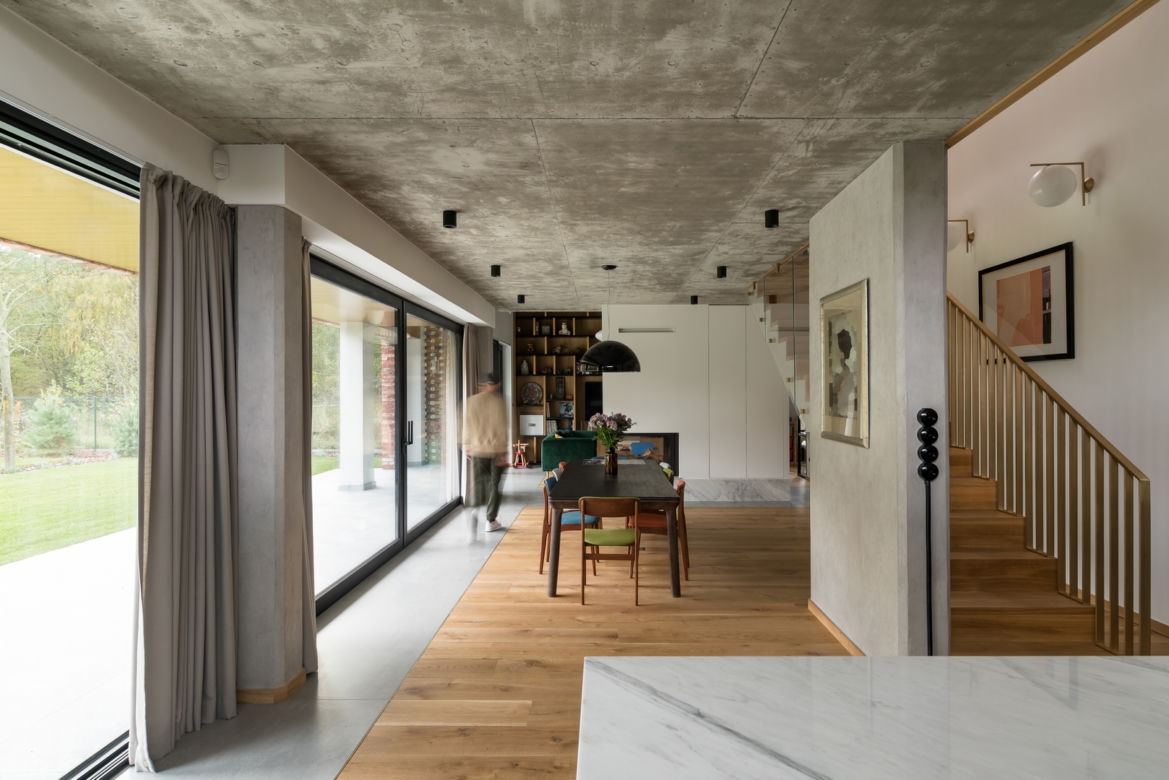 Dom ze starej stodoły projektu Wrzeszcz Architekci