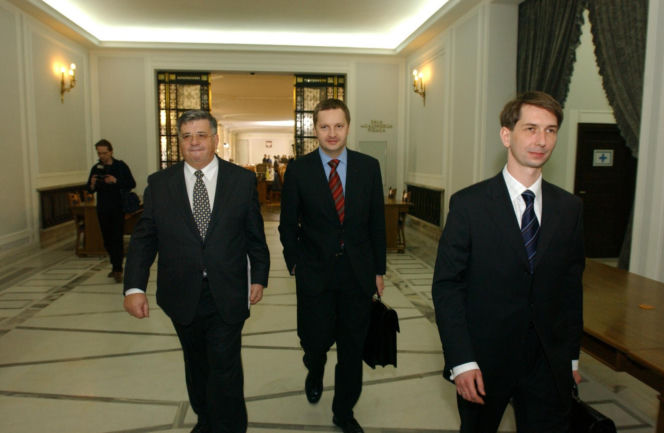 5 kwietnia był końcem legendarnej komisji śledczej. Tak badano aferę Rywina