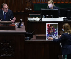 38. posiedzenie Sejmu IX kadencji; Rozpatrzenie wniosku Prezydenta ws. przedłużenia stanu wyjątkowego 