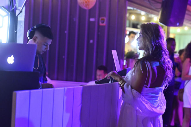 Syn Górniak pokazał się z nową dziewczyną! O północy połączy ich namiętny pocałunek!