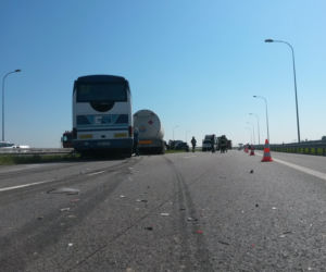 wypadek na A4 w Bratkowicach