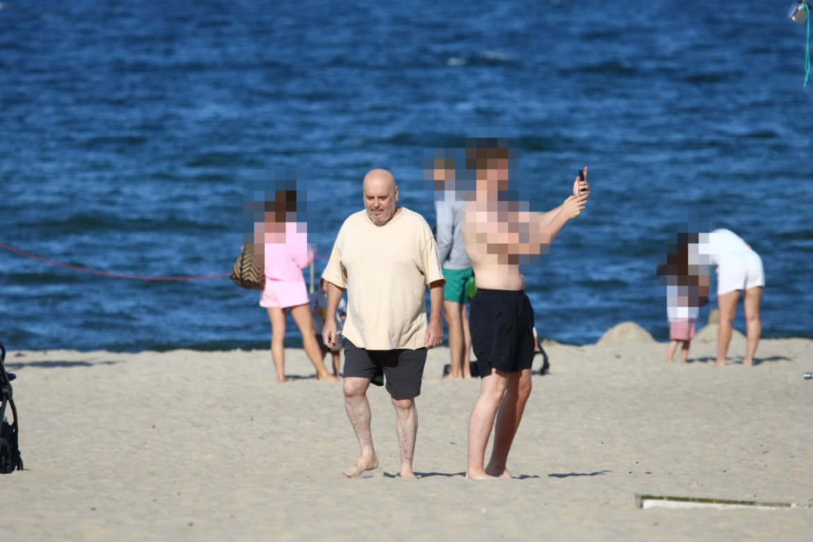 Marian Lichtman na plaży