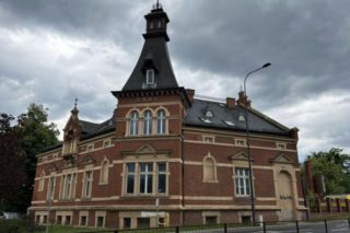 To jedna z najpiękniejszych willi w Olsztynie. Miała zostać wyburzona, a dziś wciąż zachwyca! 