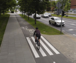Nowa trasa rowerowa na al. Karkonoskiej we Wrocławiu